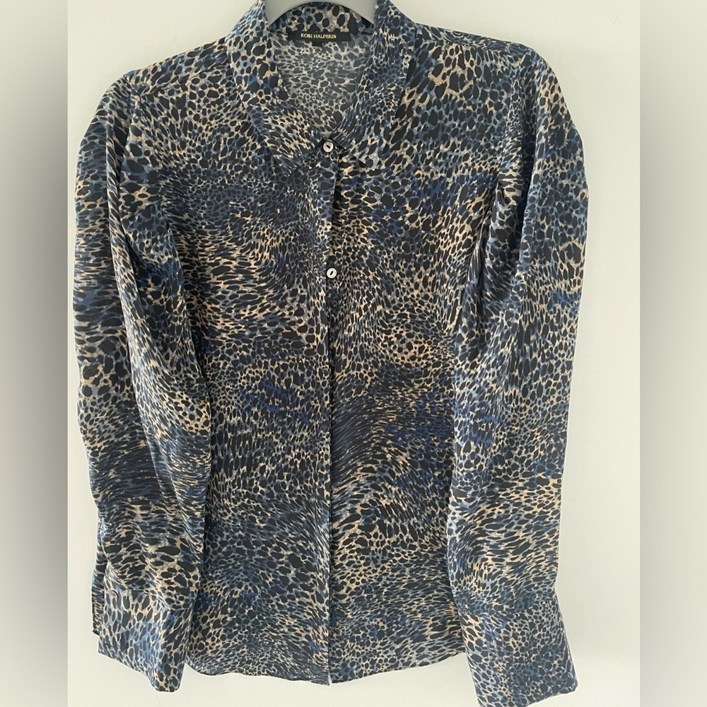 Kobi Halperin Women’s Blouse Size Medium Blue Brown Tan Silk Long Sleeve Silk - Picture 4 of 6